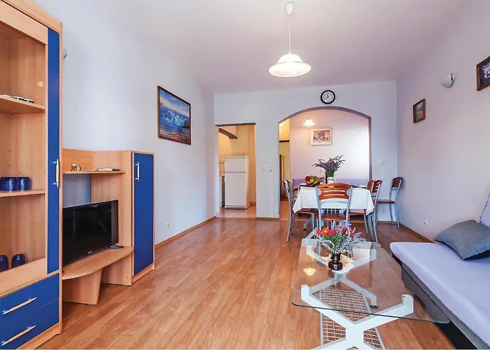 2 Bedroom In