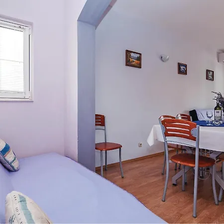 Apartamento 2 Bedroom Lovely In Sveti Petar (Zadar)