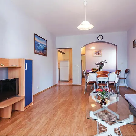 2 Bedroom In